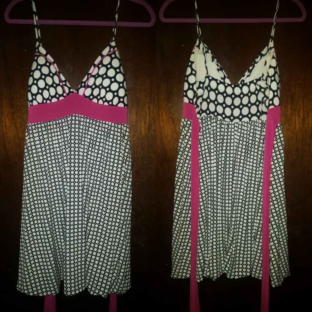 Black Pink & White Dress Size M